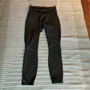 Green Lululemon mesh leggings